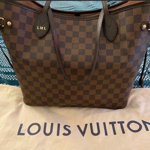 Louis Vuitton MM Neverfull rose ballerine with dustbag.